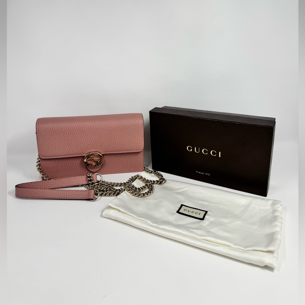 Authentic Gucci Interlocking GG Pink Pebbled Leather Wallet on Chain Crossbody